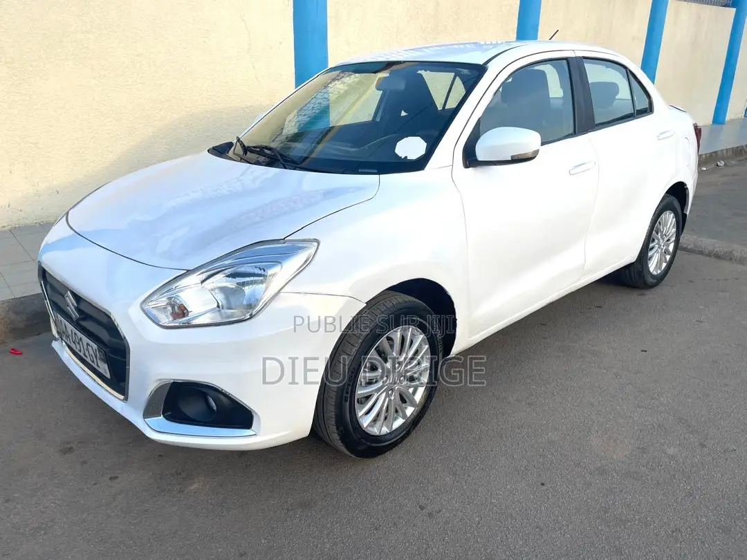 Suzuki Dzire 2024 Blanc