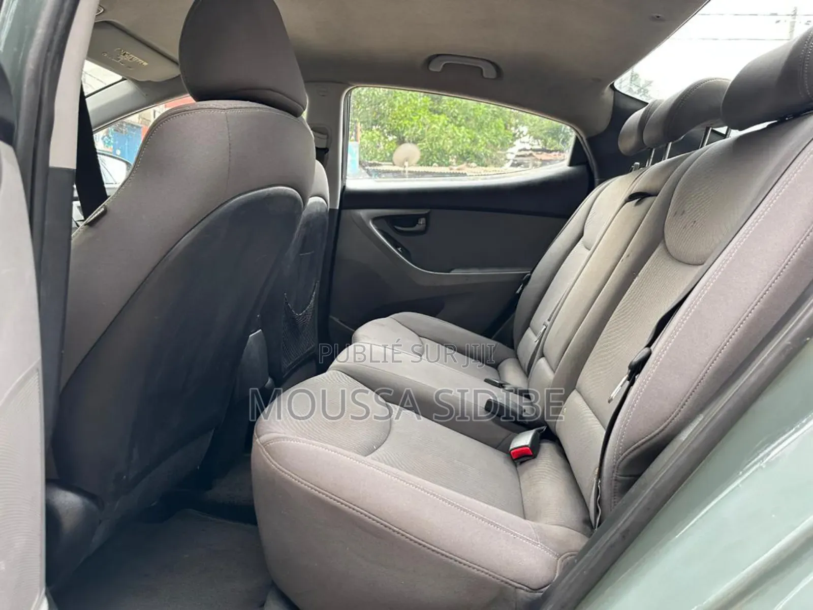 Hyundai Elantra Limited Sedan FWD (1.8L 4cyl 6A) 2016 Vert