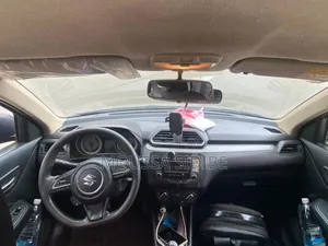 Suzuki Dzire 2024 Black