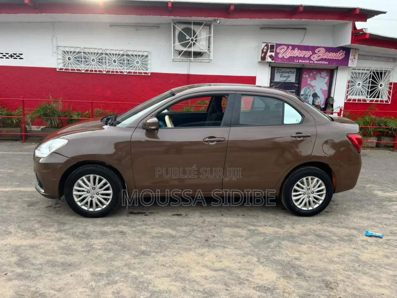 Suzuki Dzire 2023 Marron