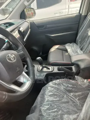 Toyota Hilux 2020 Blanc