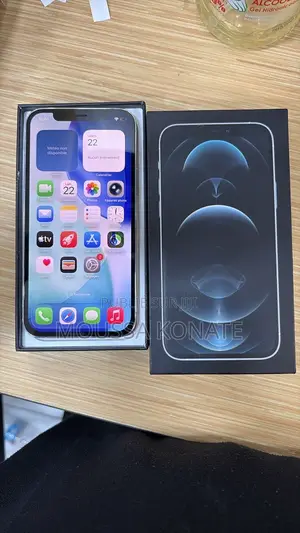 Photo - New Apple iPhone 12 Pro 128 GB Blanc