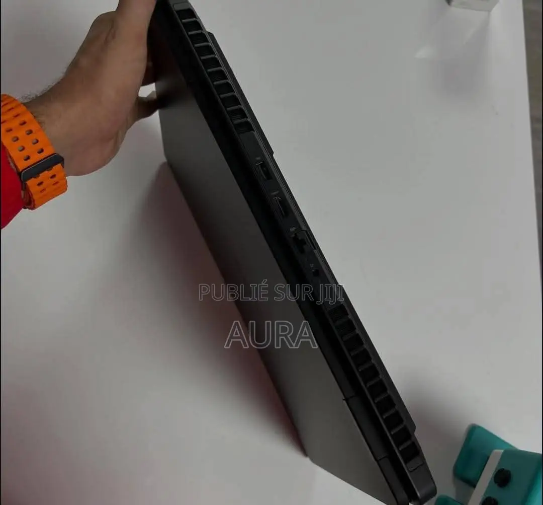 New Ordinateur portable HP Omen 16 32GB AMD Ryzen 9 SSD 1T