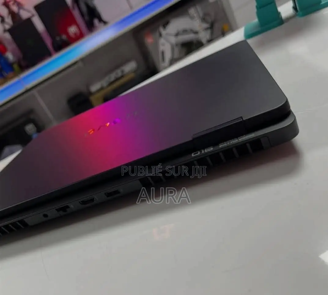 New Ordinateur portable HP Omen 16 32GB AMD Ryzen 9 SSD 1T