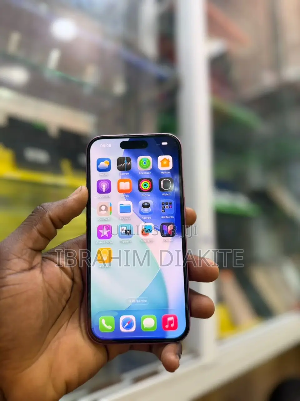 Apple iPhone 16 128 GB Rose