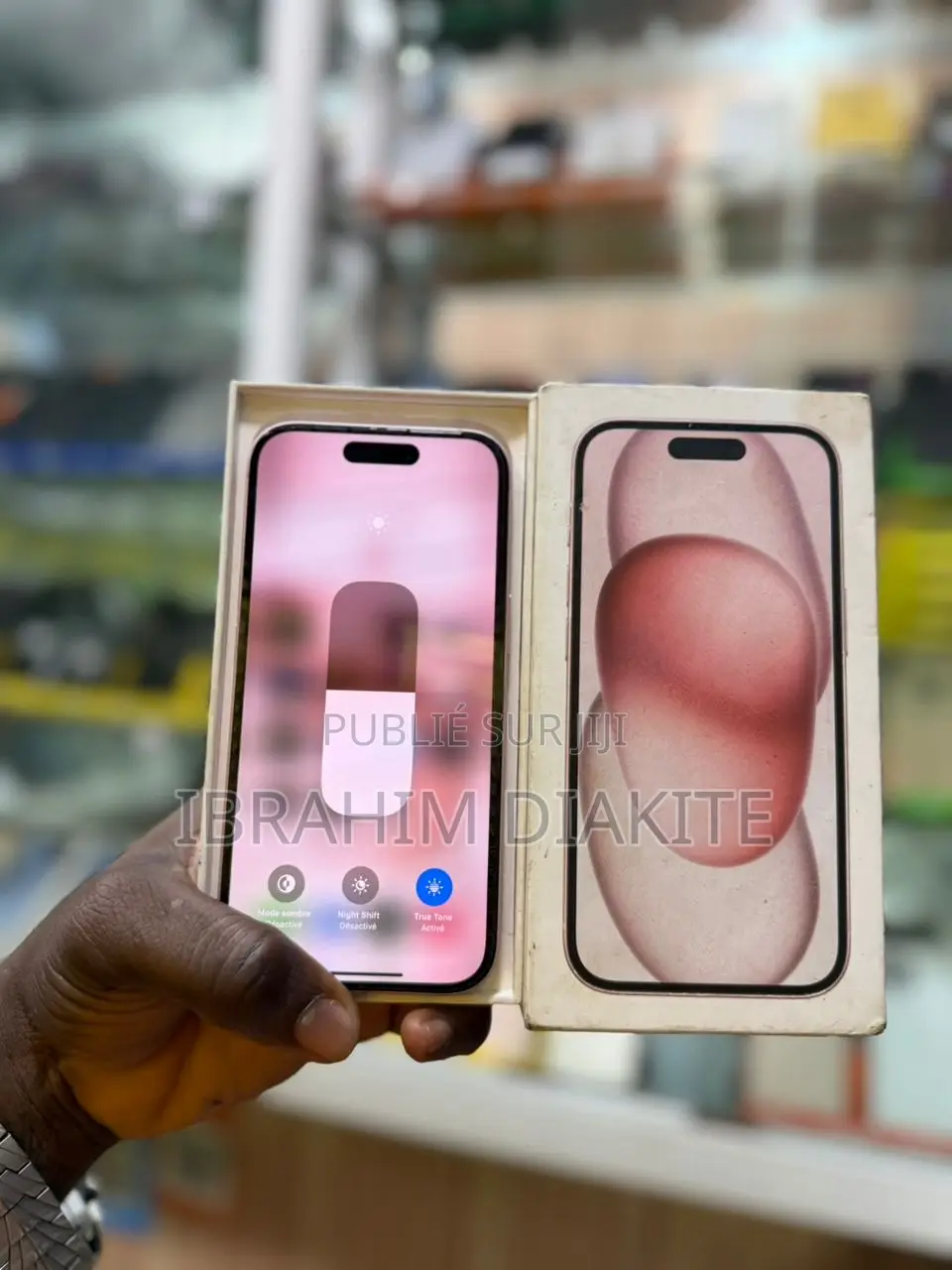 Apple iPhone 15 128 GB Rose