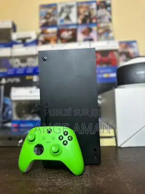 Xbox Series X – 2 Manettes + Casque Inclus | Puissance Next-Gen