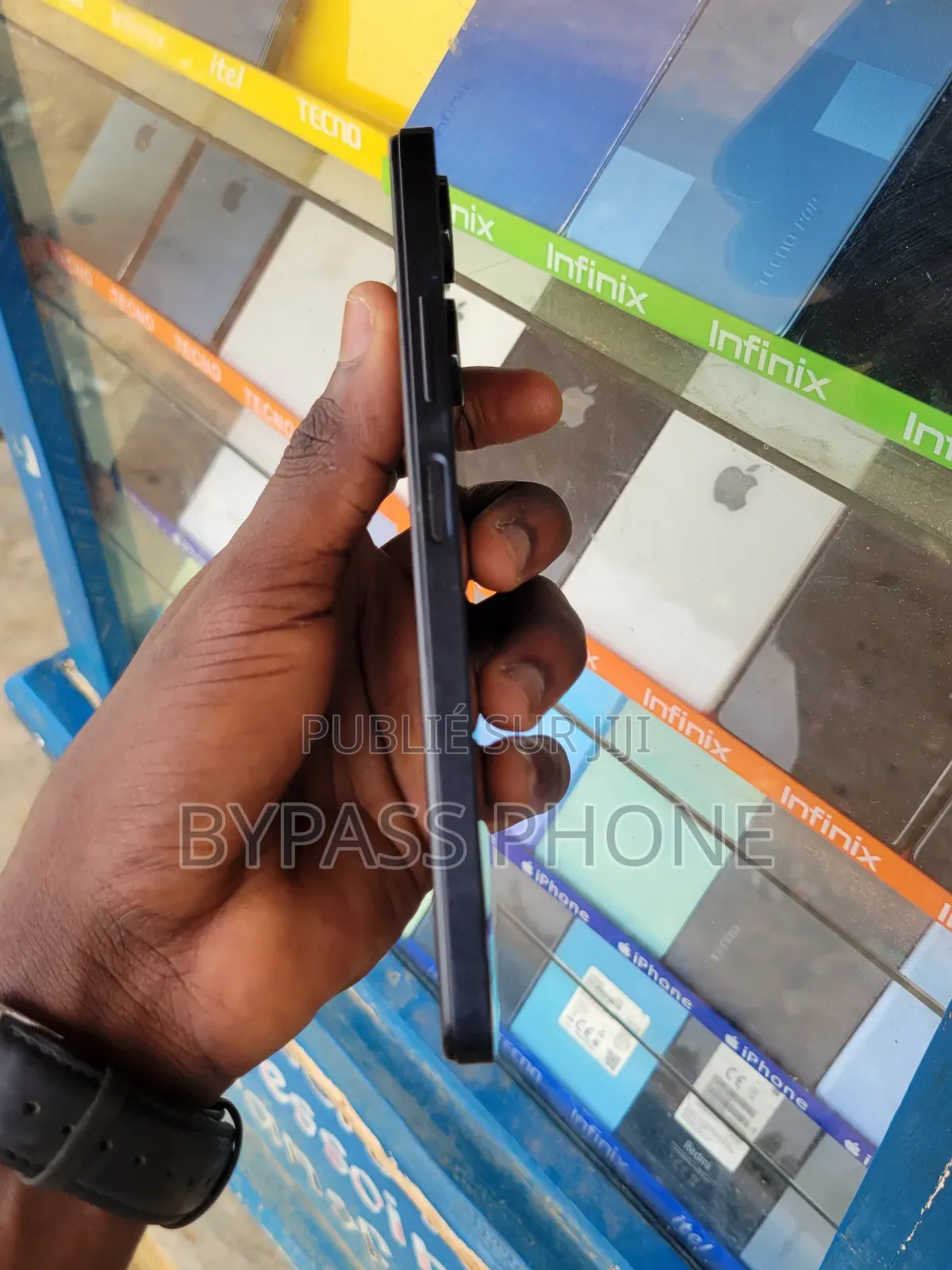 Infinix Hot 30i 128 GB Black