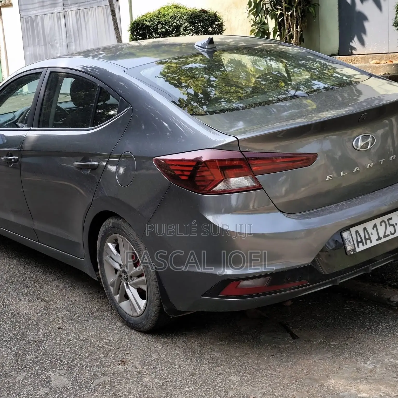 Hyundai Elantra 2020 Gris