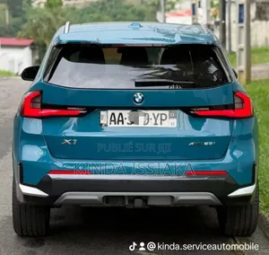 BMW X1 xDrive28i Sports Activity Vehicle 2025 Blue