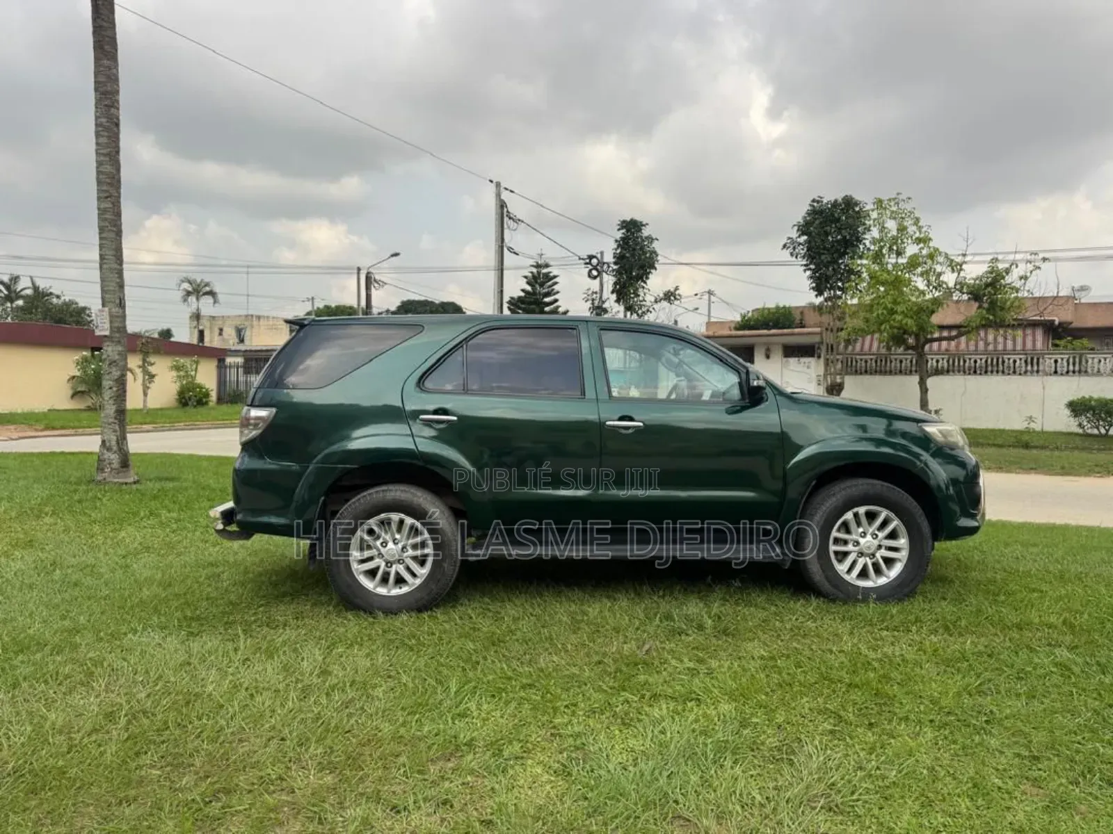 Toyota Fortuner 2012 Vert