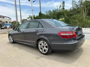 Mercedes-Benz C300 2011 Black