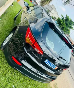 Hyundai Santa Fe 2016 Black