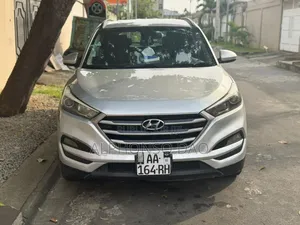 Photo - Hyundai Tucson Eco AWD 2016 Argenté