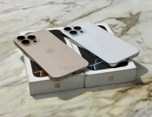 Photo - New Apple iPhone 16 Pro Max 512 GB