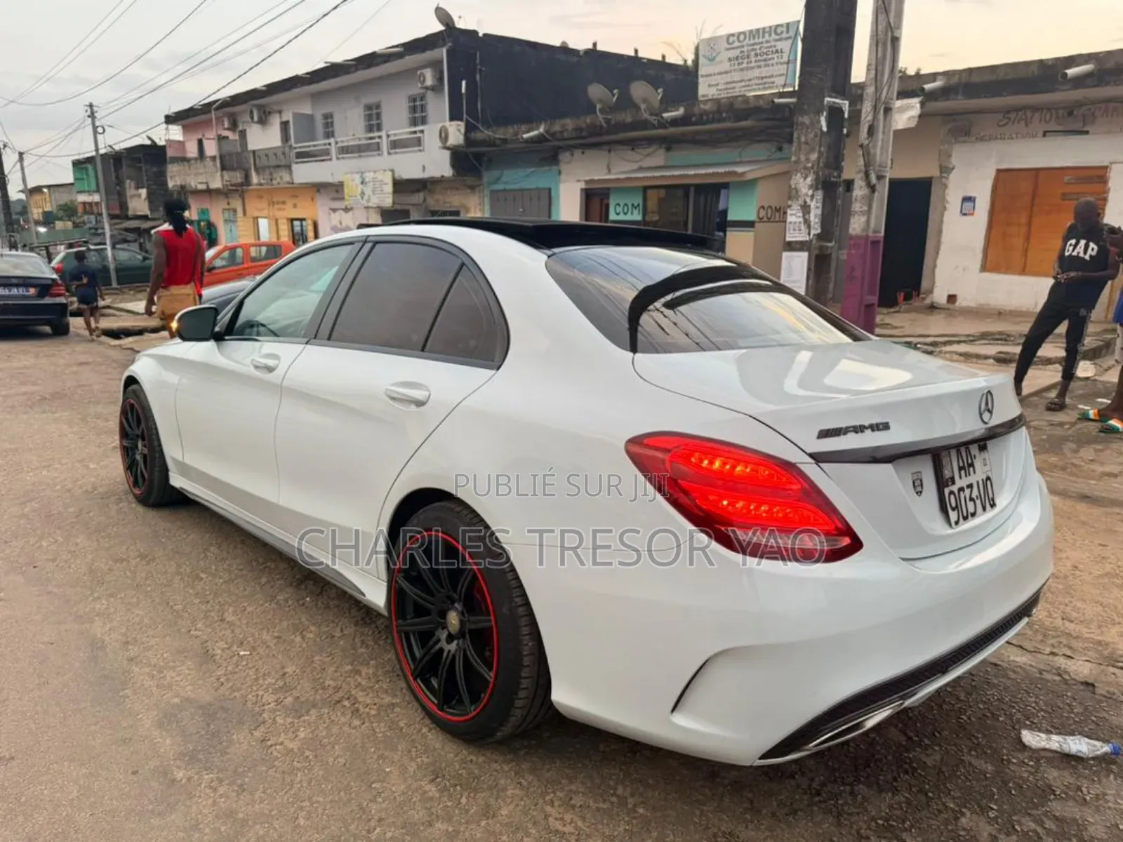 Mercedes-Benz C300 Base AWD 4Matic Sedan (2.0L 4cyl 7A) 2015 Blanc