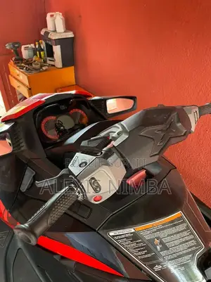 En Vente Jet Ski RXT Rs as 260 2011-2012