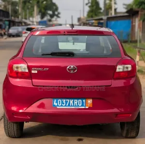 Toyota Starlet 2021 Rouge