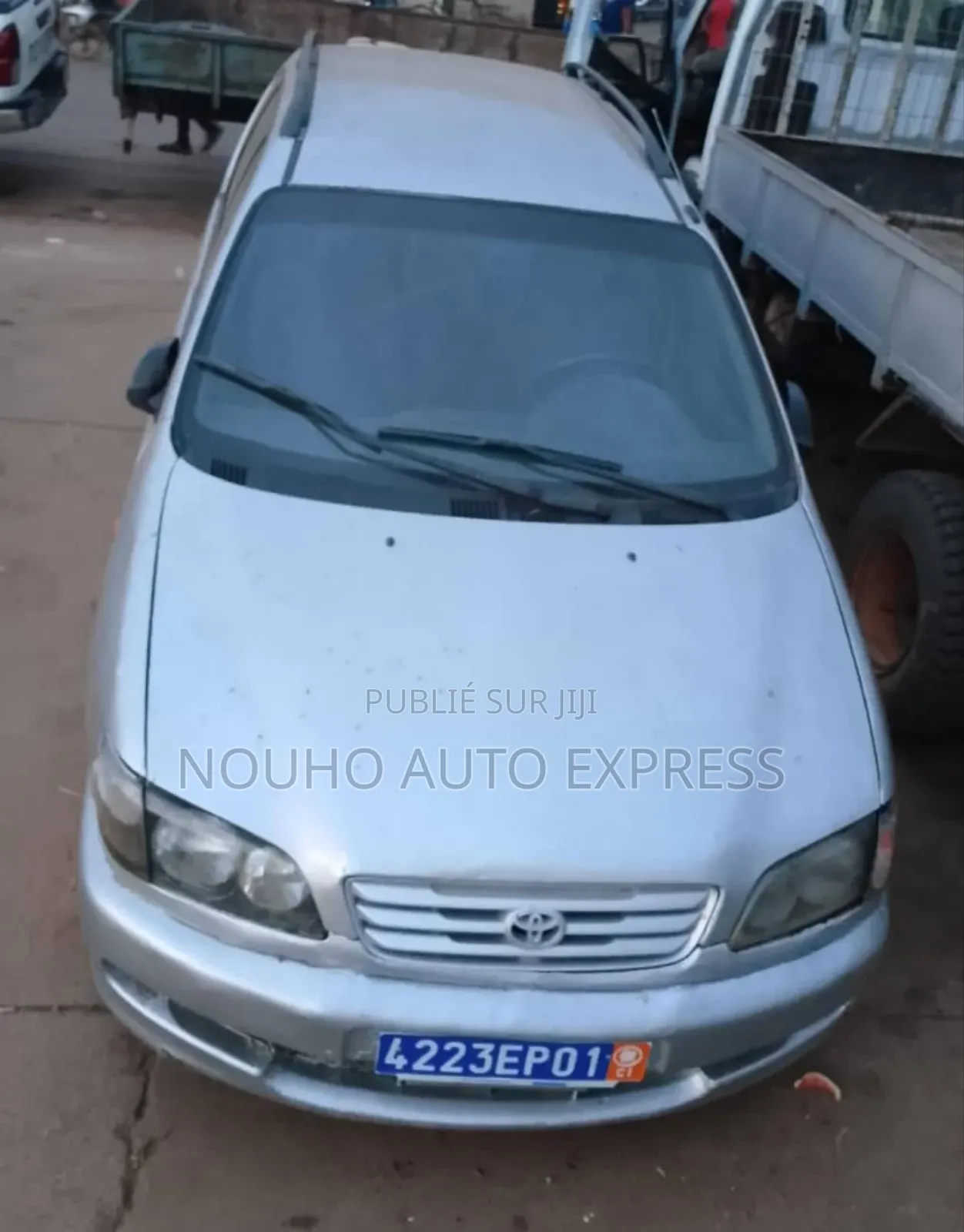 Toyota Picnic 2.0 FWD 2005 Gris