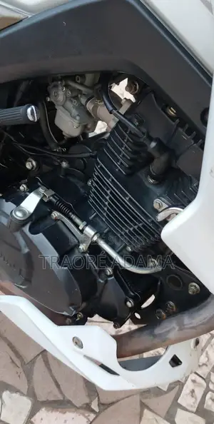 New Haojue DK150 2022 Blanc