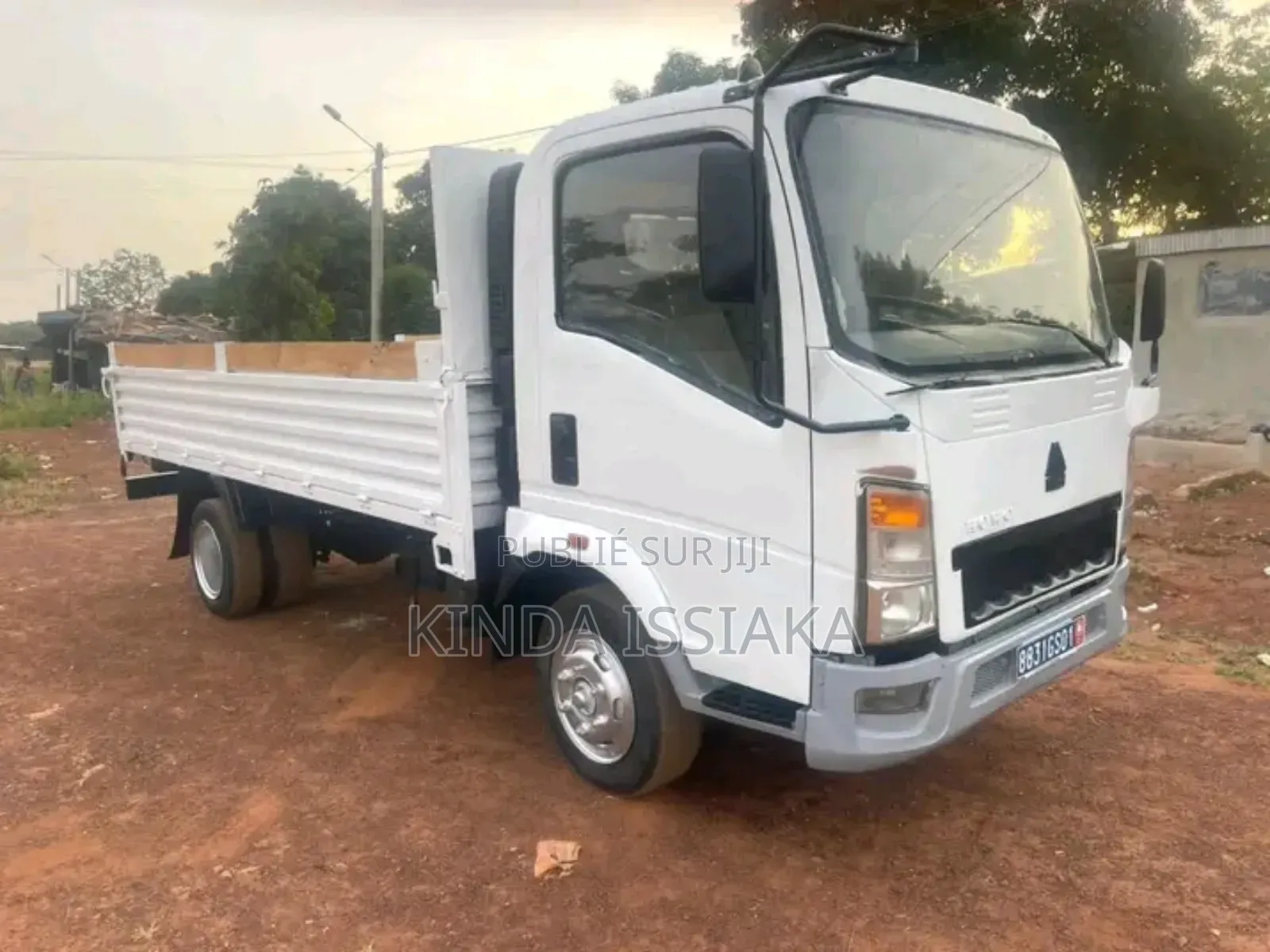 Sinotruk Howo 2015 Blanc cassé