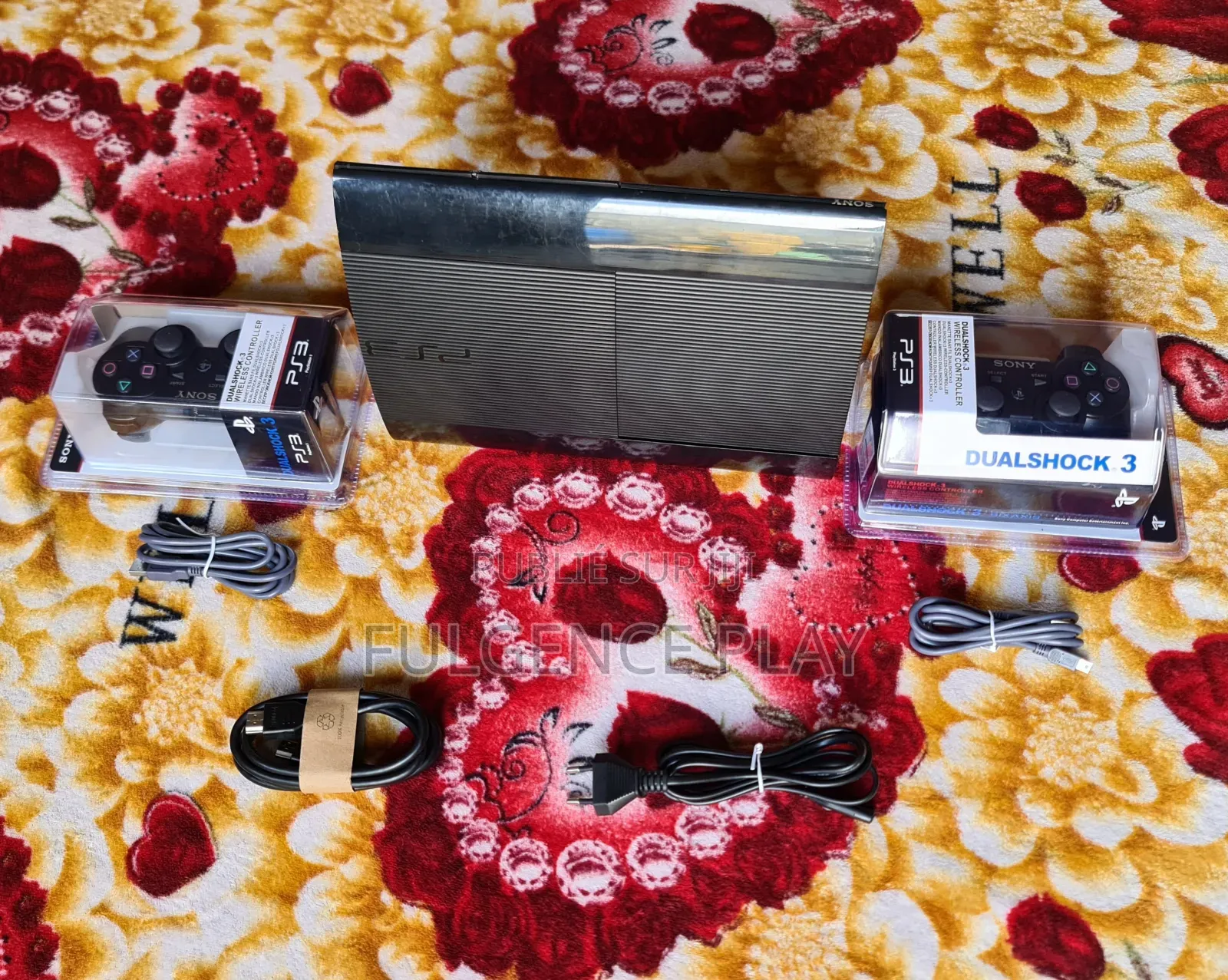 Ps3 Ultra Slim Propre La Photo Est en Temps Réel Vendue Avec Garantie