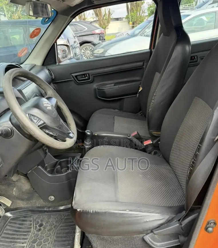 Suzuki S-Presso 2023 Orange