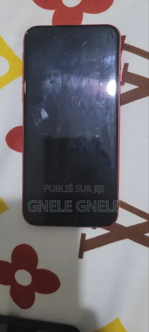 Apple iPhone SE (2022) 128 GB Rouge