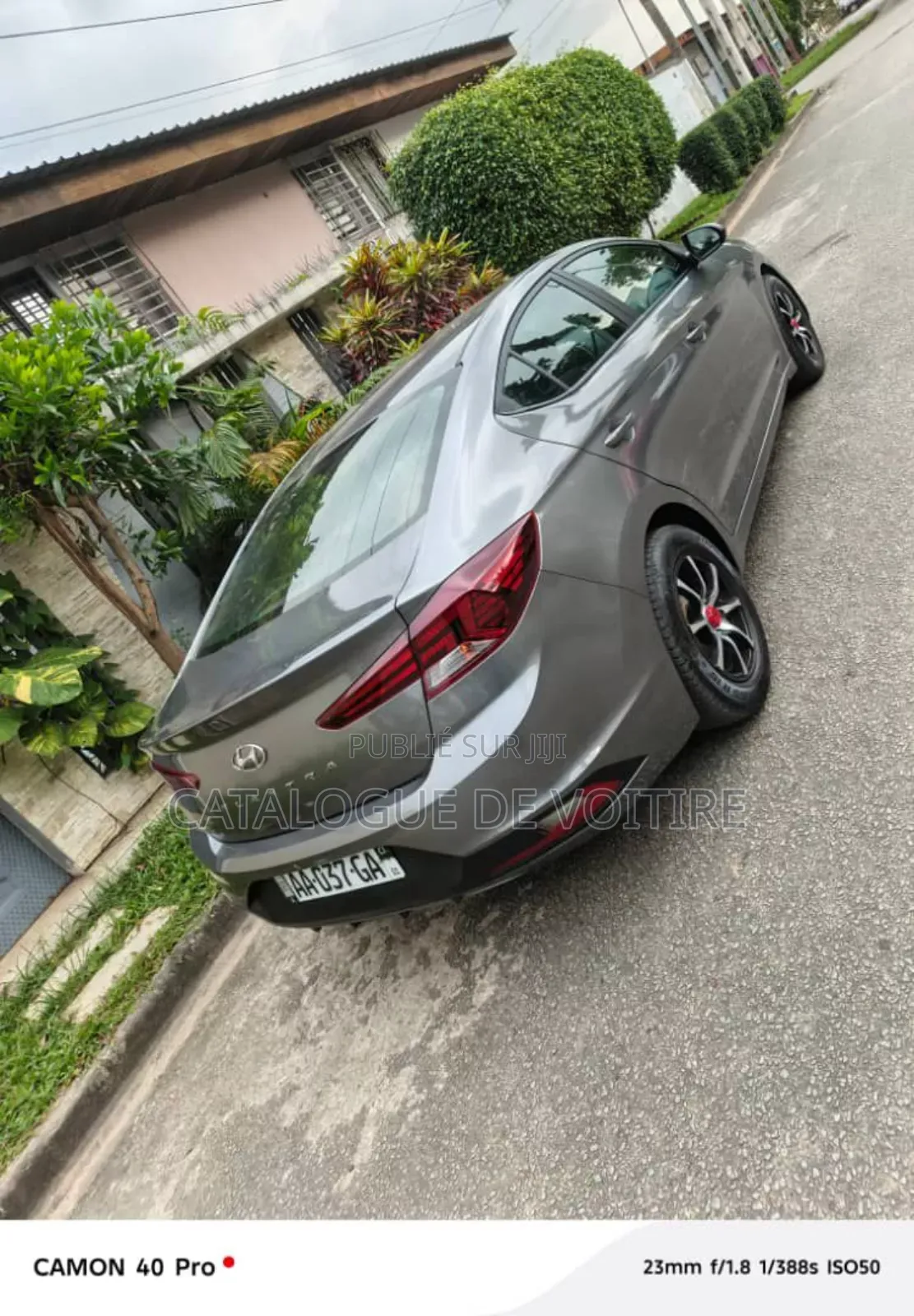 Hyundai Elantra 2020 Gris