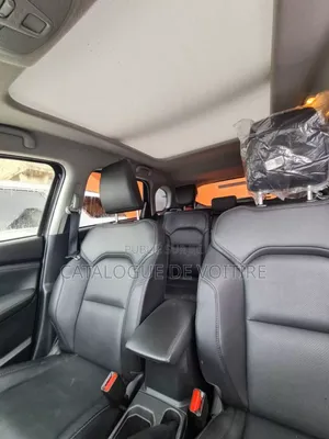 Suzuki Vitara 2024 Black