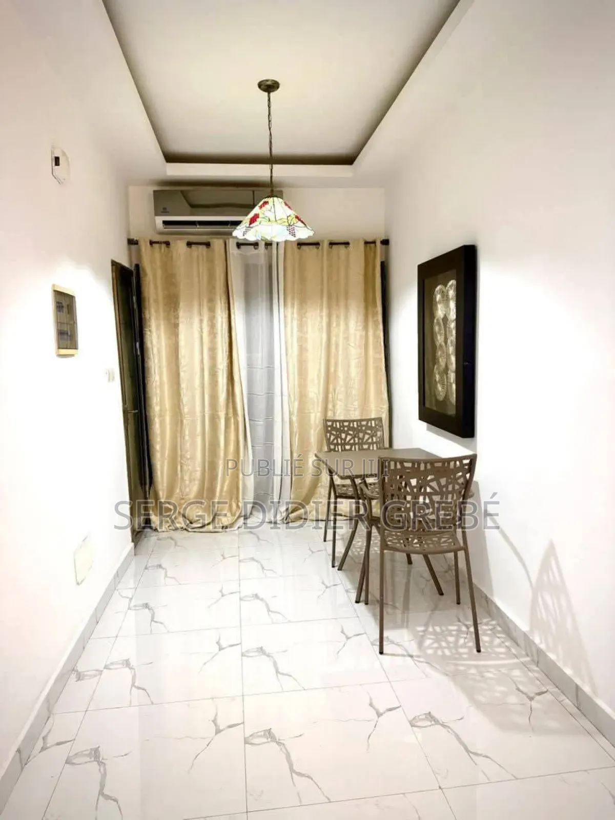 Furnished 1chbre Studio dans Grebemultiservices, Deux Plateaux à Louer