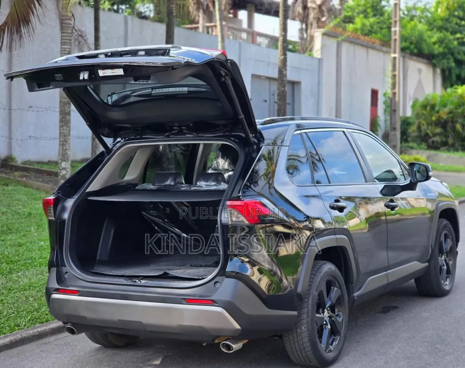 Toyota RAV4 2021 Black