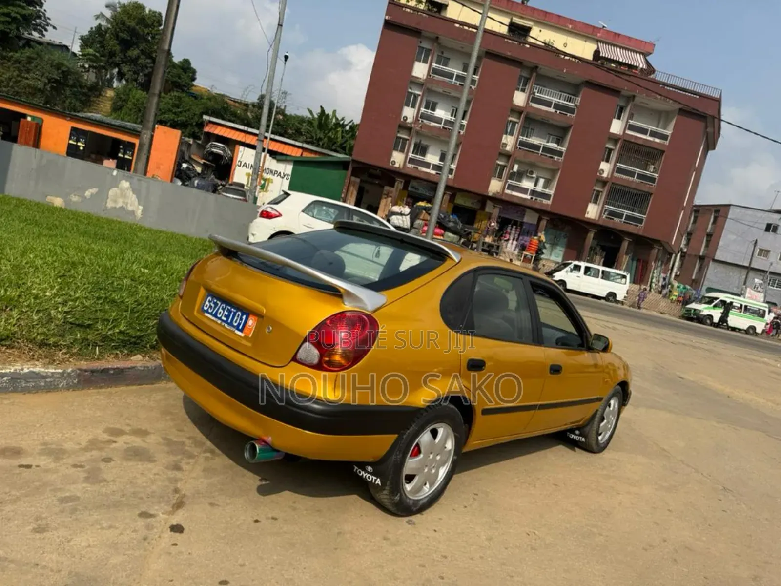 Toyota Corolla 2004 Jaune