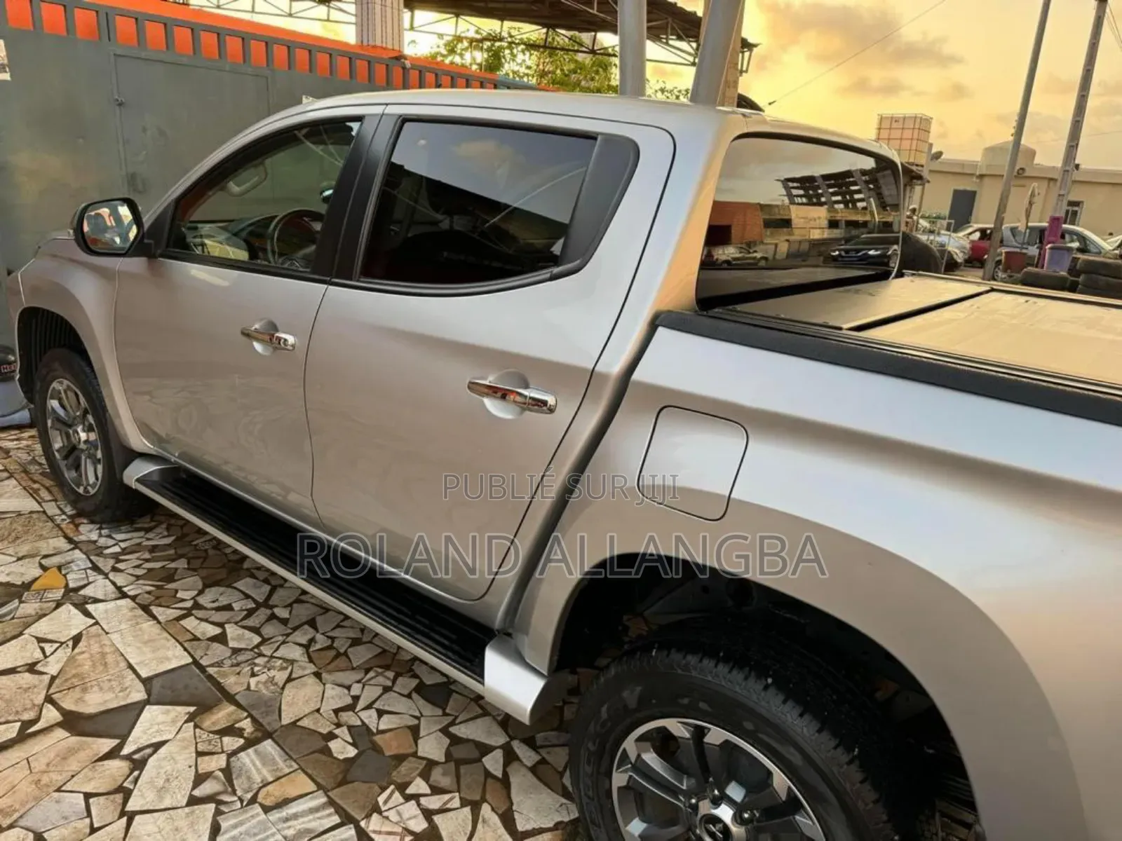Mitsubishi L200 Sportero 2.4 Diesel 2021 Argenté