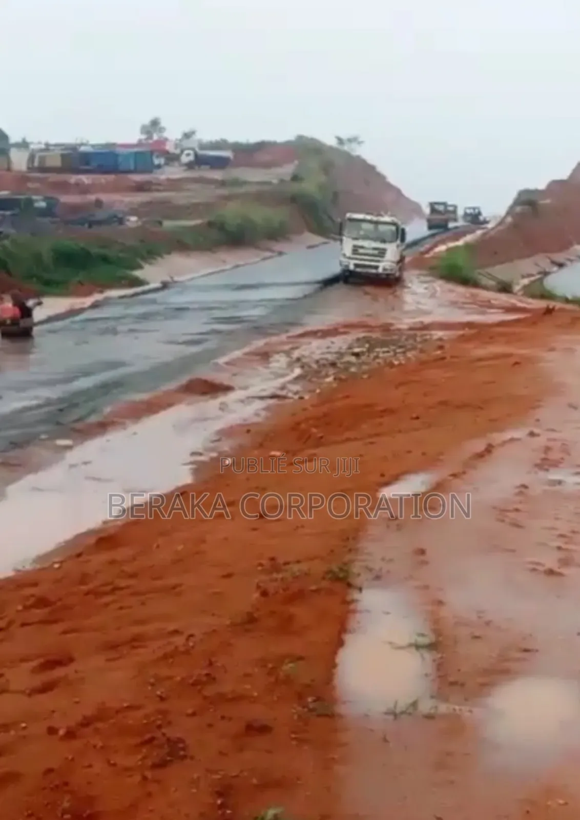 2 Hectares en Vente Avec Acd Autoroute Du Nord Avant Péage Cote Gauche