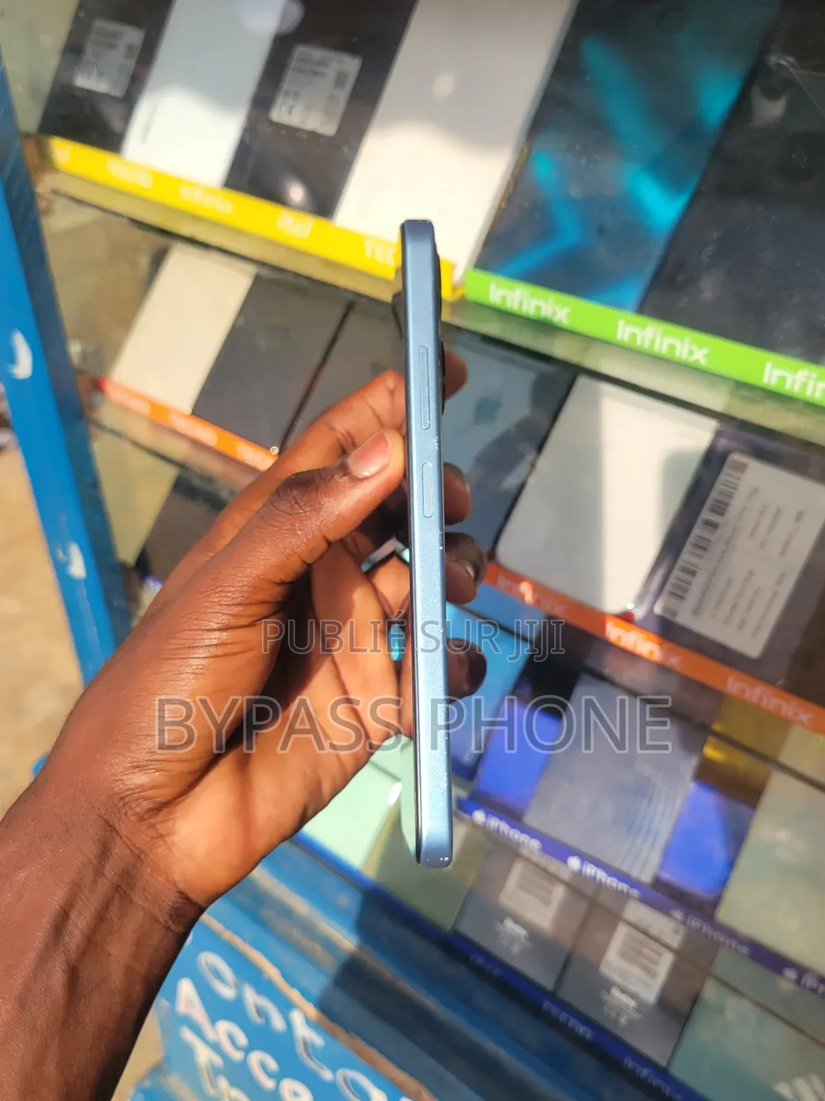 Itel A80 128 GB Blue