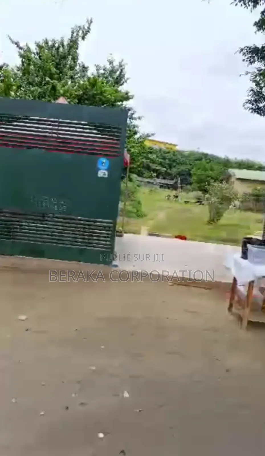 6000 M2 Avec Acd en Vente en Face De Playce