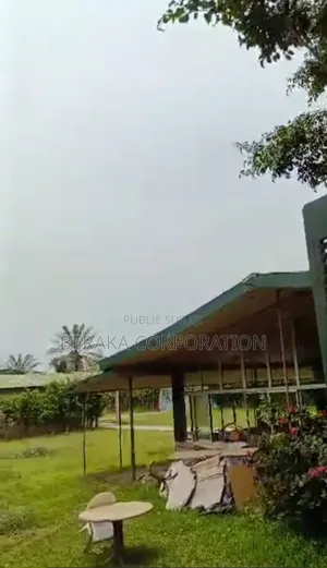 6000 M2 Avec Acd en Vente en Face De Playce