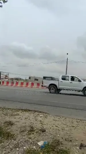 6000 M2 Avec Acd en Vente en Face De Playce