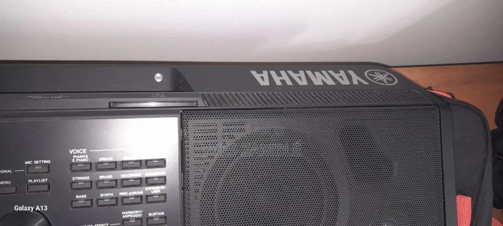 Piano Yamaha PSR Xs 700