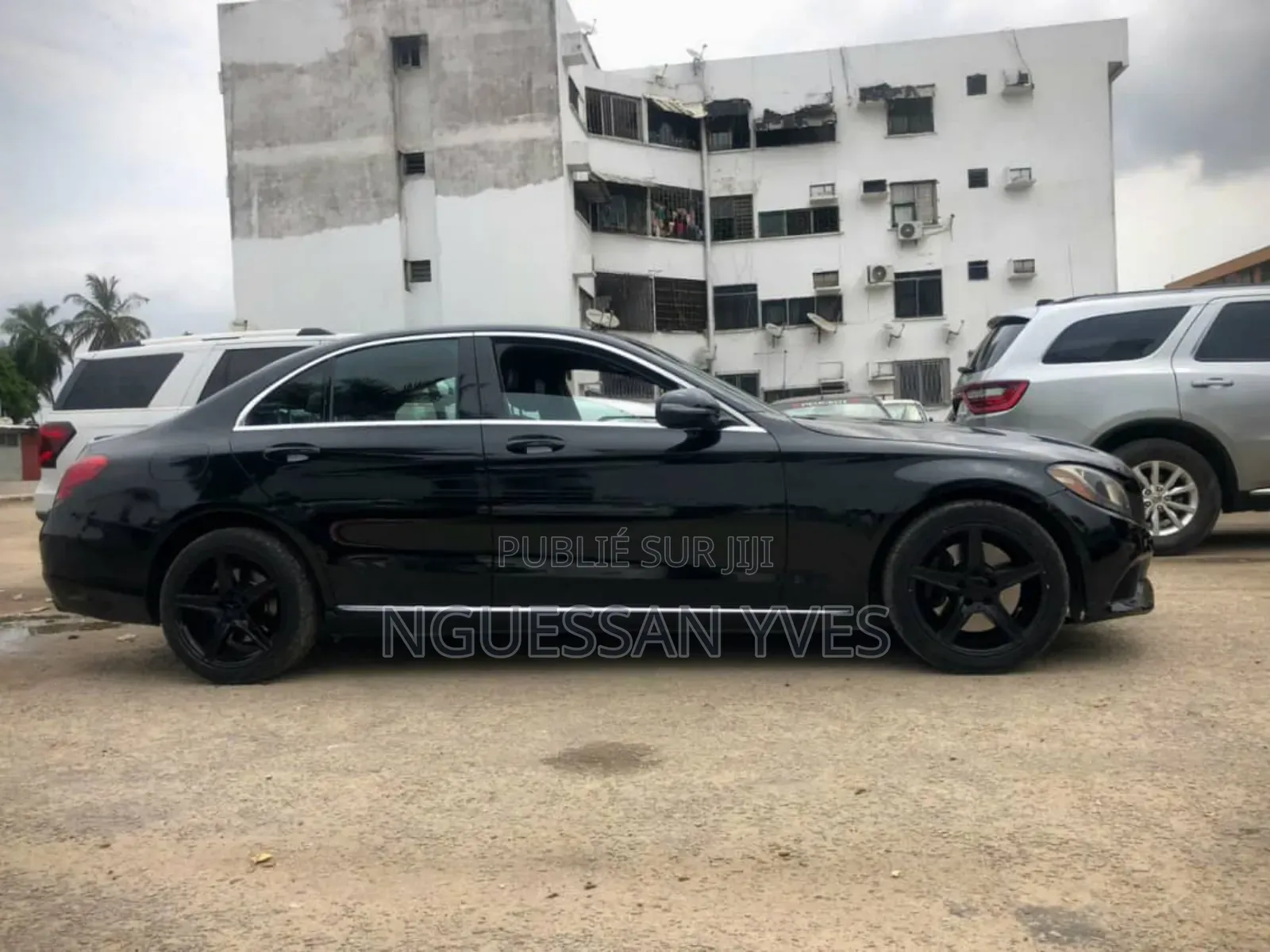 Mercedes-Benz C300 2017 Black