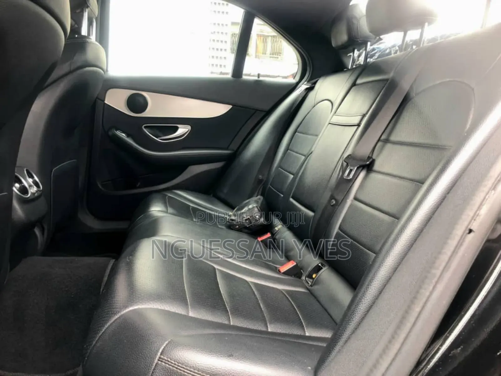 Mercedes-Benz C300 2017 Black