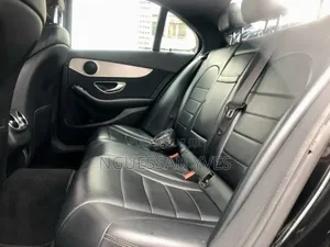 Mercedes-Benz C300 2017 Black