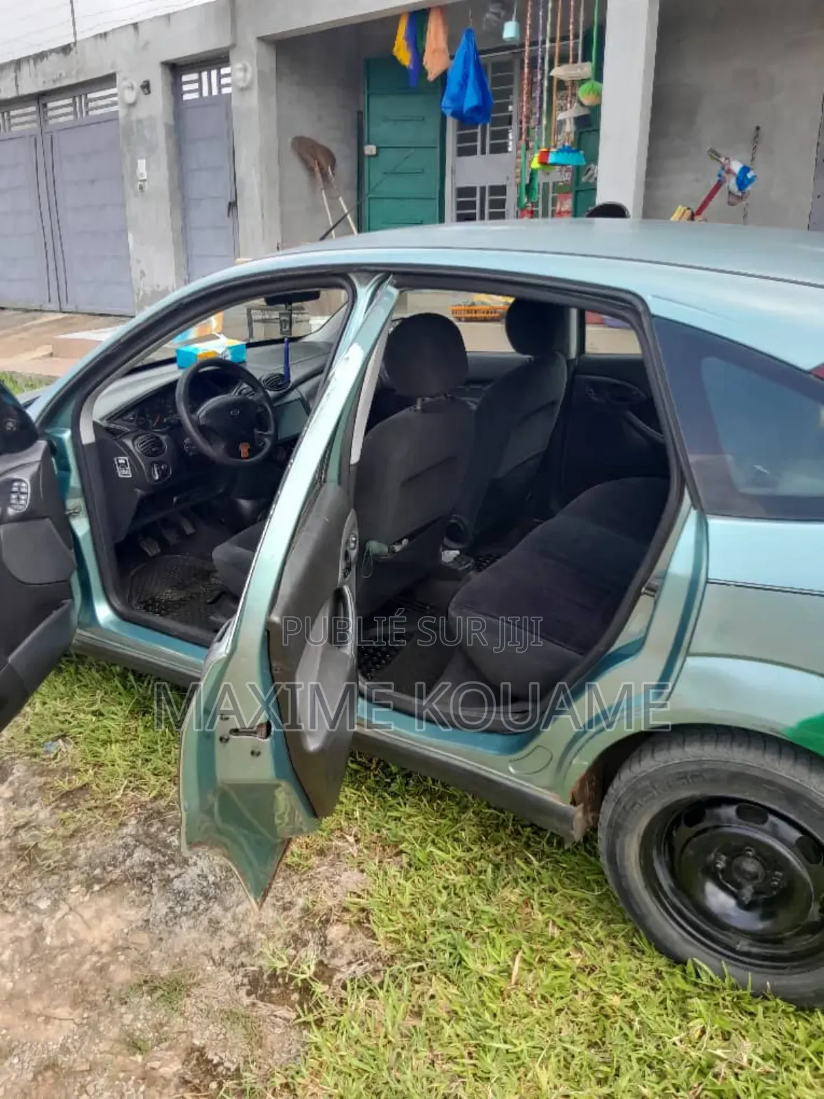 Ford Focus 2000 Gris