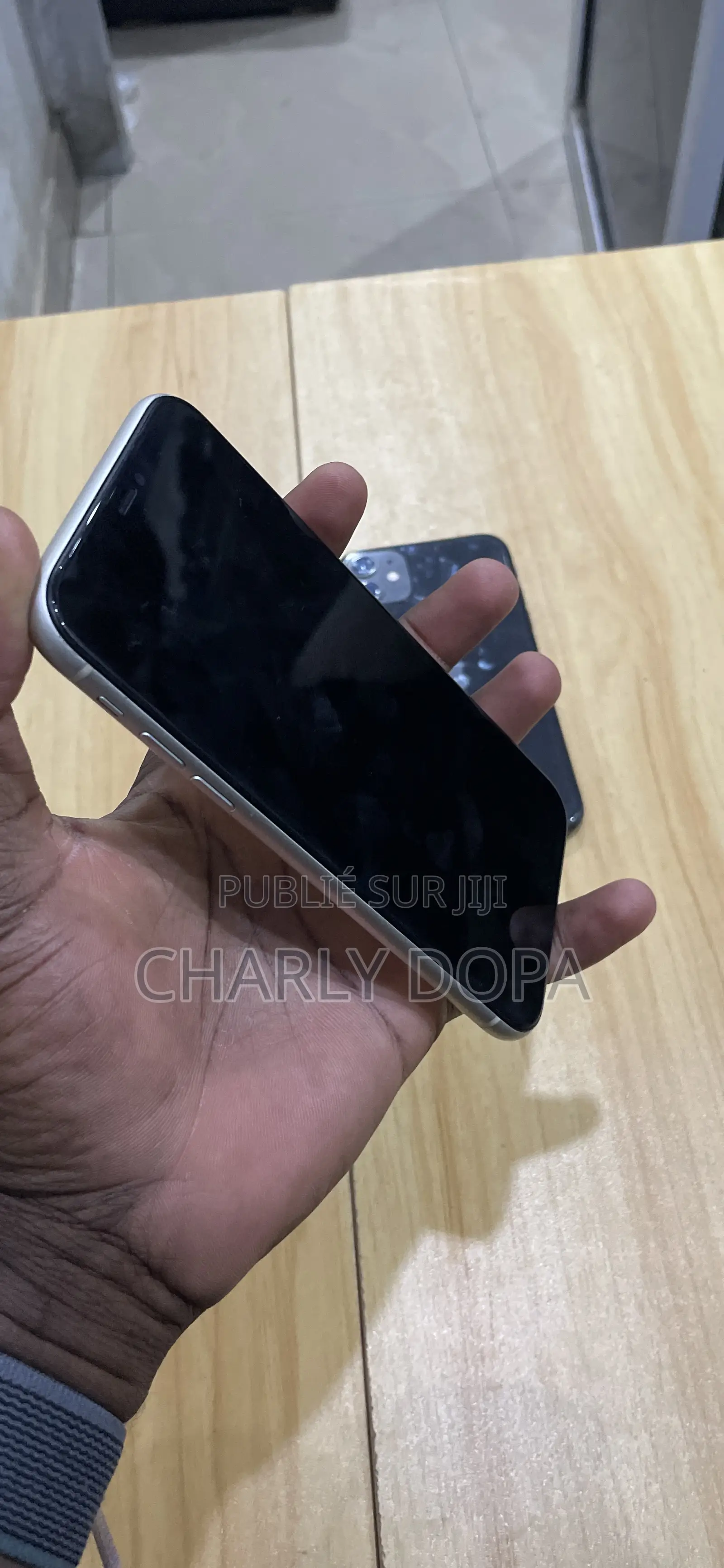 Apple iPhone 11 64 GB Black