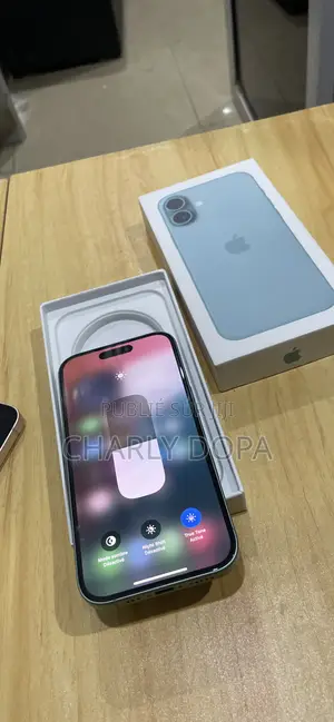 Apple iPhone 16 128 GB Vert