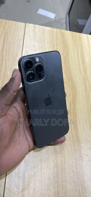 Photo - Apple iPhone 13 Pro Max 128 GB Black