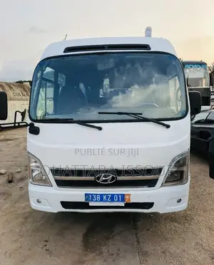 Hyundai County 2019 Blanc