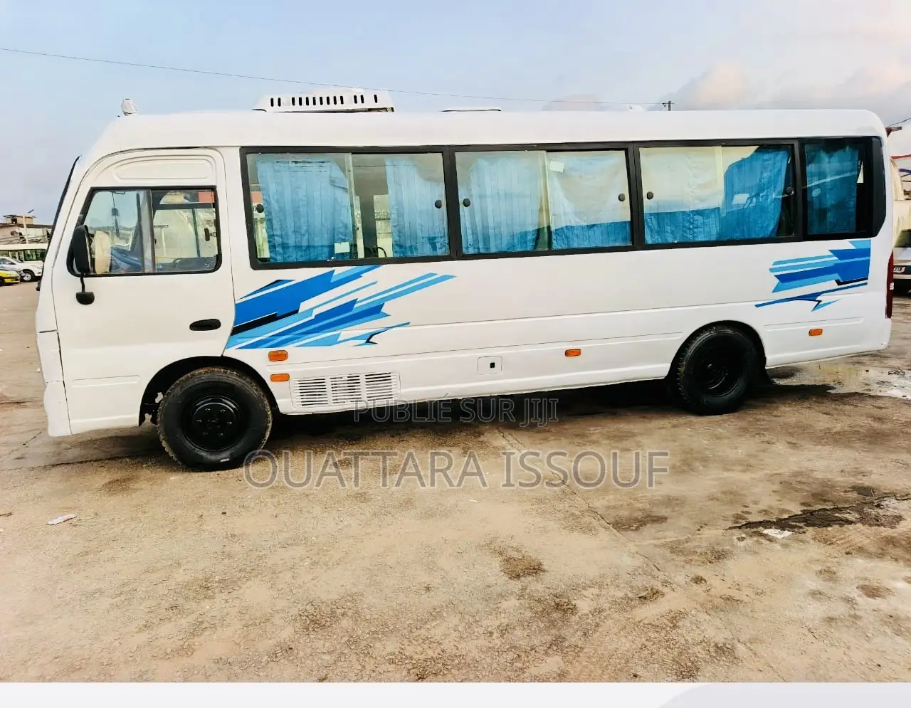 Hyundai County 2019 Blanc