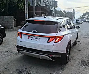 Hyundai Tucson Limited 2023 Blanc cassé